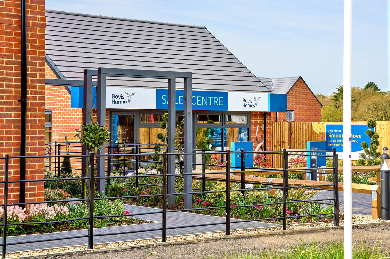 Buckler's Park New Homes in Crowthorne for Sale, New Builds Near Wokingham Bovis Homes